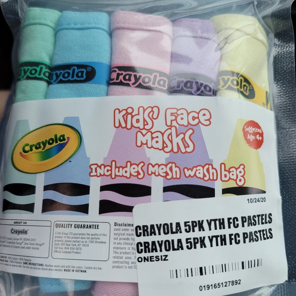 1 Crayola Kids Face Masks Set of 5 with meshwash bag